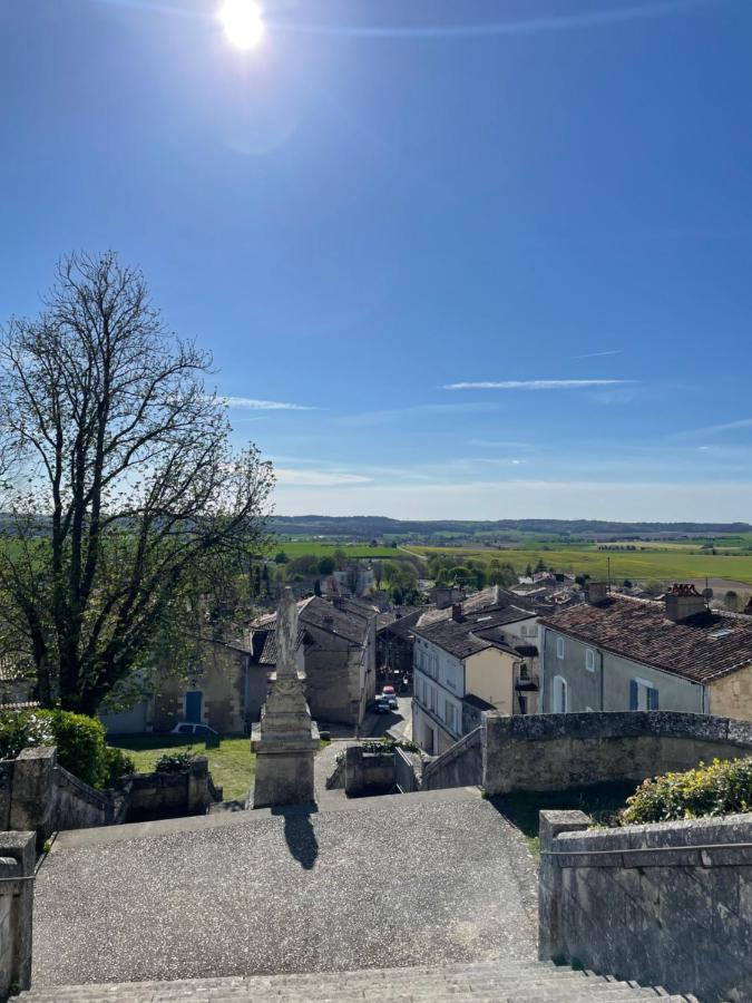 Auberge Du Boisne Villebois-Lavalette Esterno foto